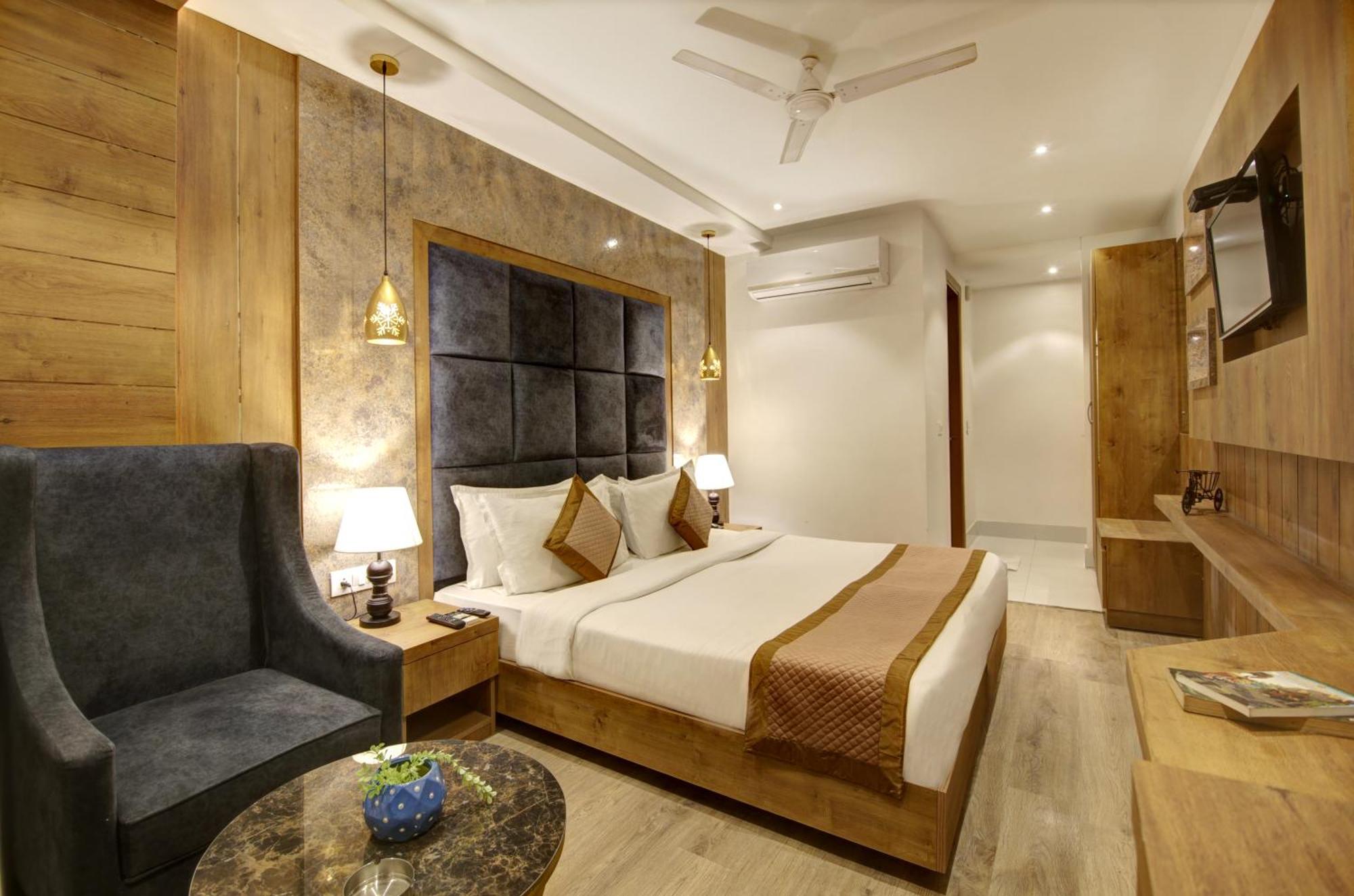 Hotel Town Grand Patel Nagar ניו דלהי מראה חיצוני תמונה