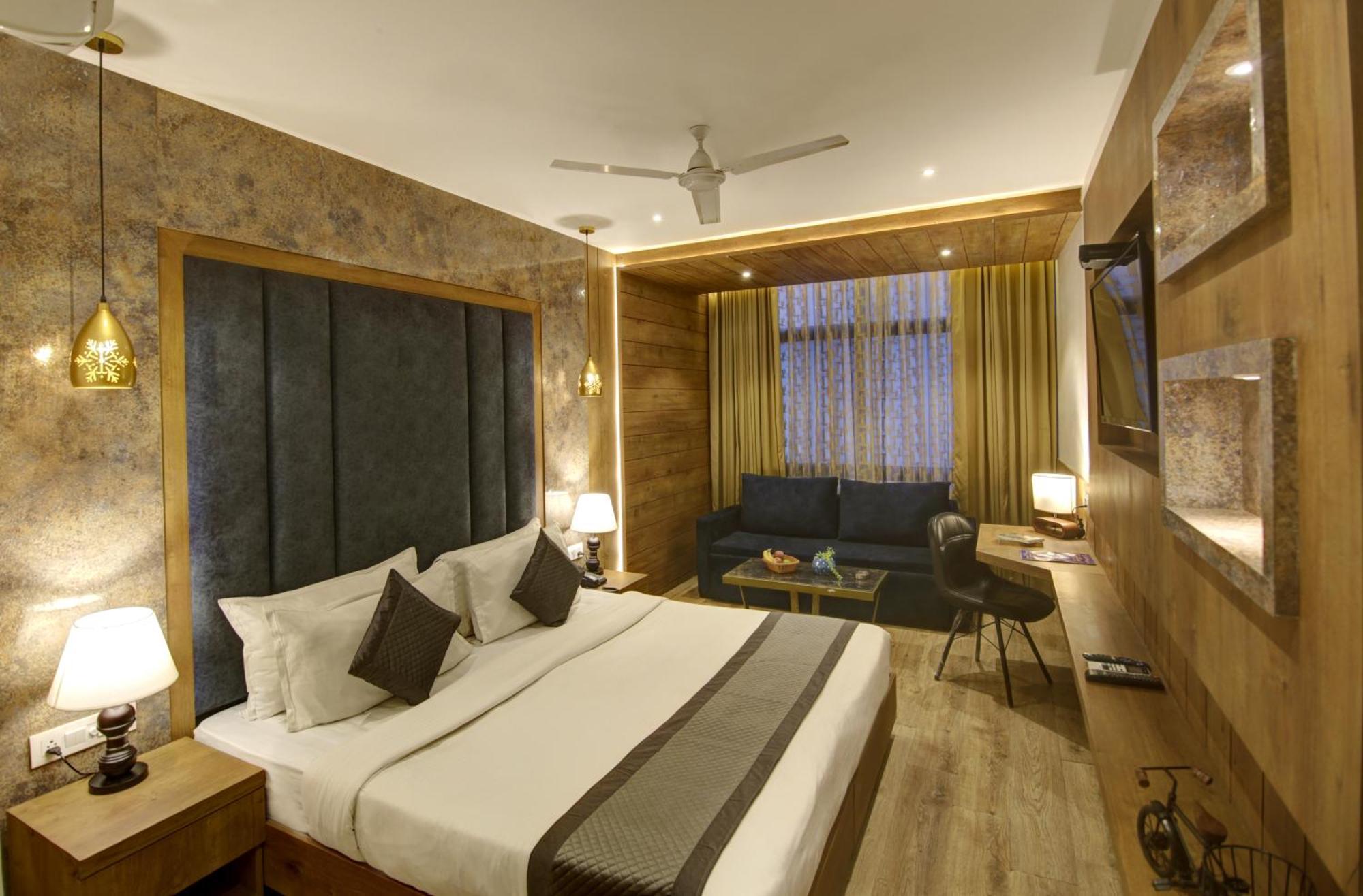 Hotel Town Grand Patel Nagar ניו דלהי מראה חיצוני תמונה