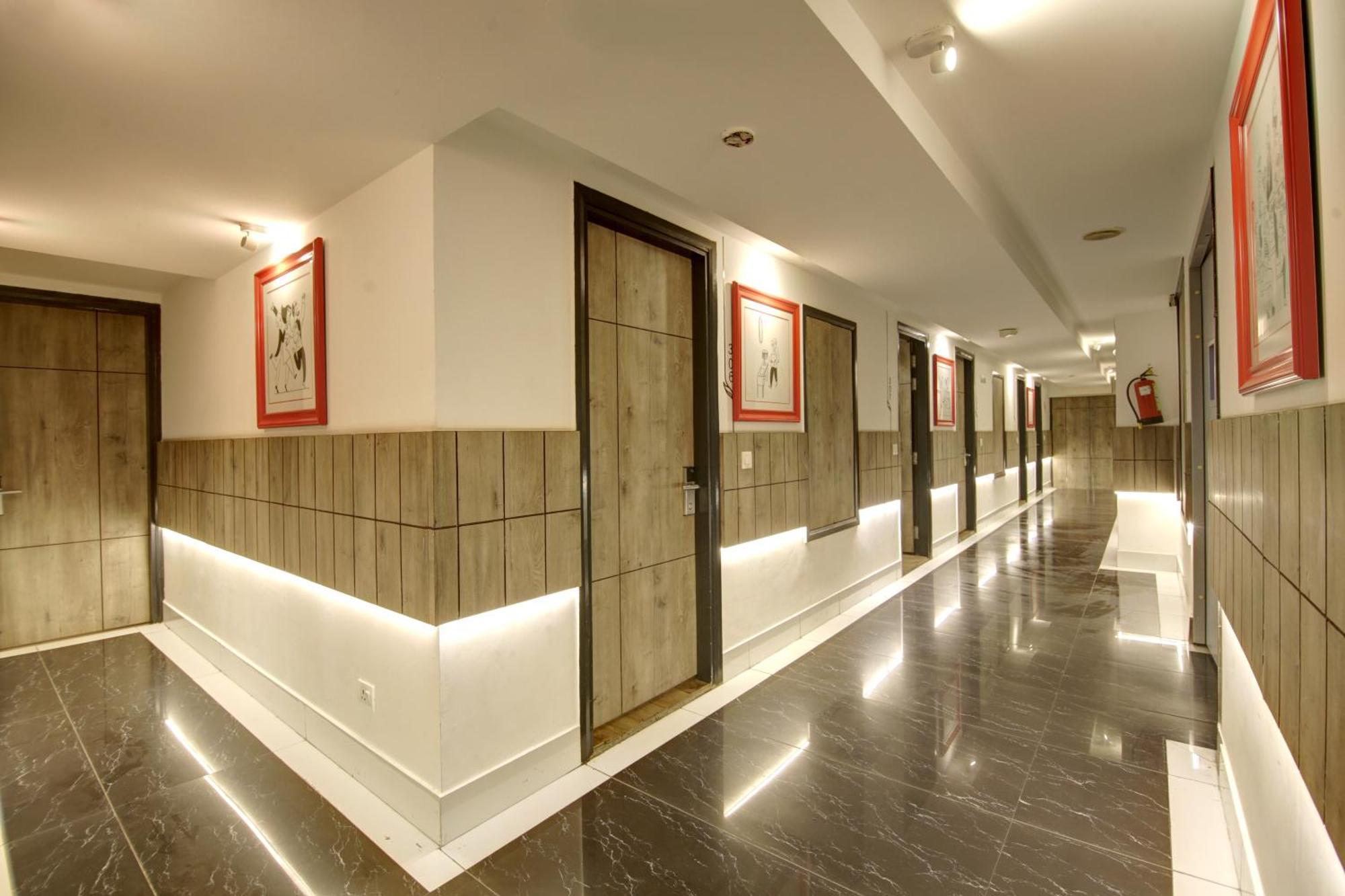 Hotel Town Grand Patel Nagar ניו דלהי מראה חיצוני תמונה